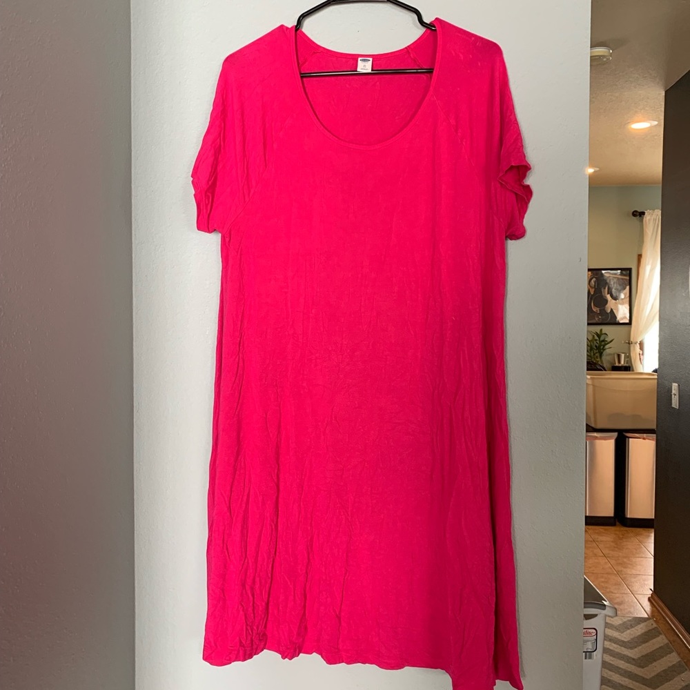 Gorgeous flowy T-shirt dress